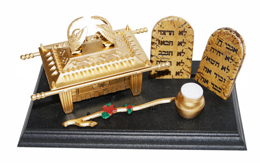 Arca Da Aliança Com Utensílios Base Tábuas Vara Arão Maná